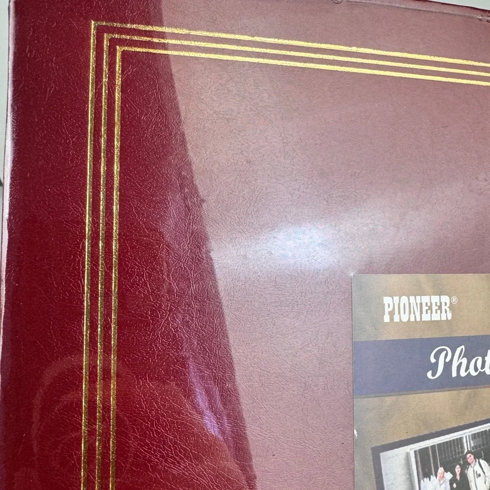 Vtg 2001 Pioneer‎ Photo Album 3 Ring Binder Sealed Maroon Gold Accents READ